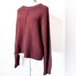 Yes Lola Womens Crew Cut Pull Over Sweater Size Small